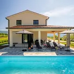 Olealis Villa