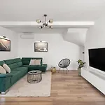 Olealis Villa