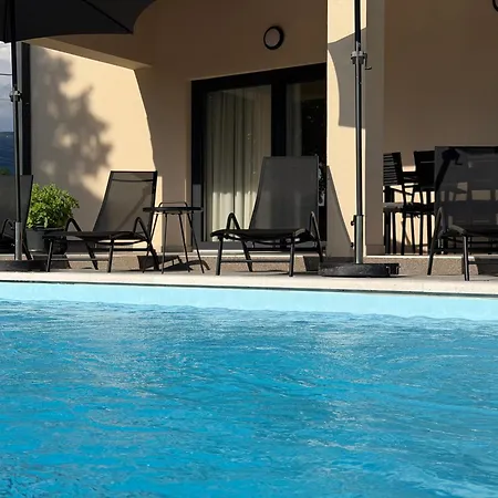 Villa Olealis *